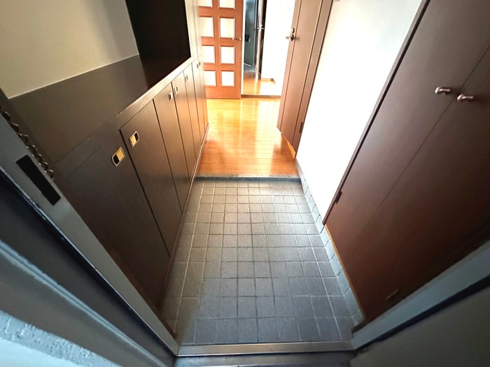 玄関 セイワパレス四天王寺