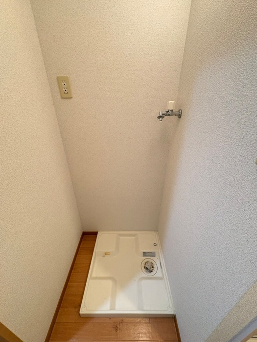 洗濯機置場 エルセレ－ノ香ケ丘Ａ棟