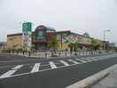せいかガーデンシティ(ショッピングセンター/アウトレットモール)まで400m オ－クコ－ト