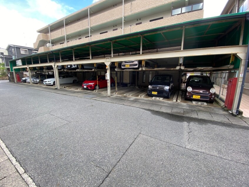 駐車場 ＣＯＭＦＯＲＴ　Ｔ１