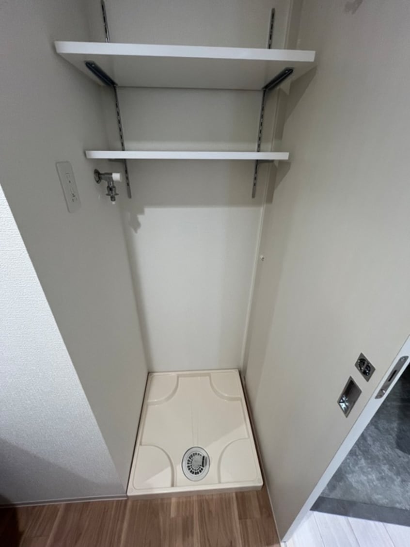 洗濯機置場 セレニテ江坂ミラク