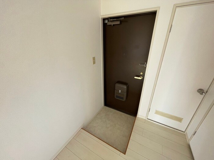 玄関 ローレルハウス北畠