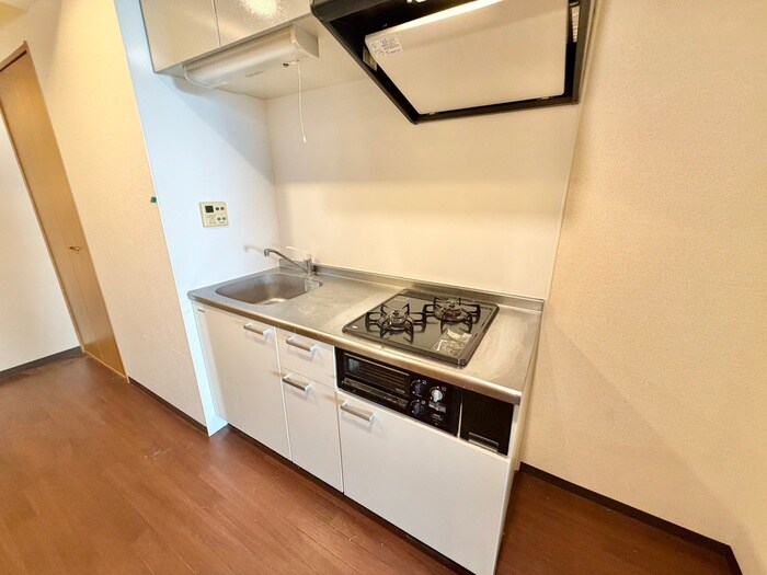 キッチン リバ－スクウェア１０３