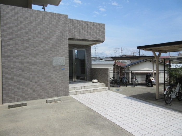 駐輪場 フルール須磨