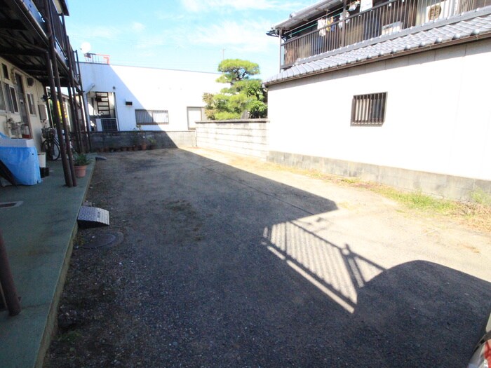 駐車場 荻田荘