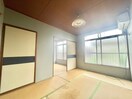 居室 荻田荘