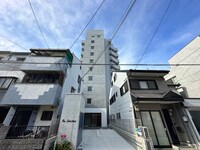 Ｔｈｅ　Ｓｕｎｓｈｉｎｅ