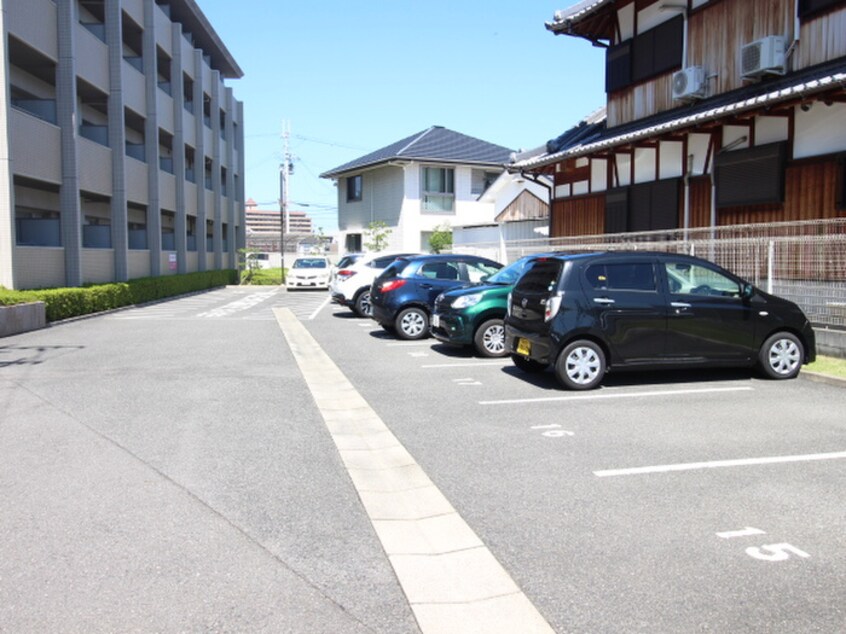 駐車場 フランディルりんくう