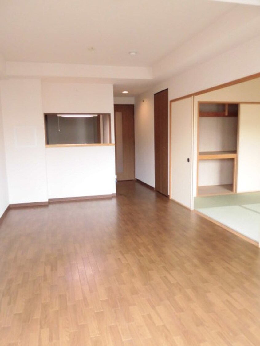 居室 パインタワ－上町台