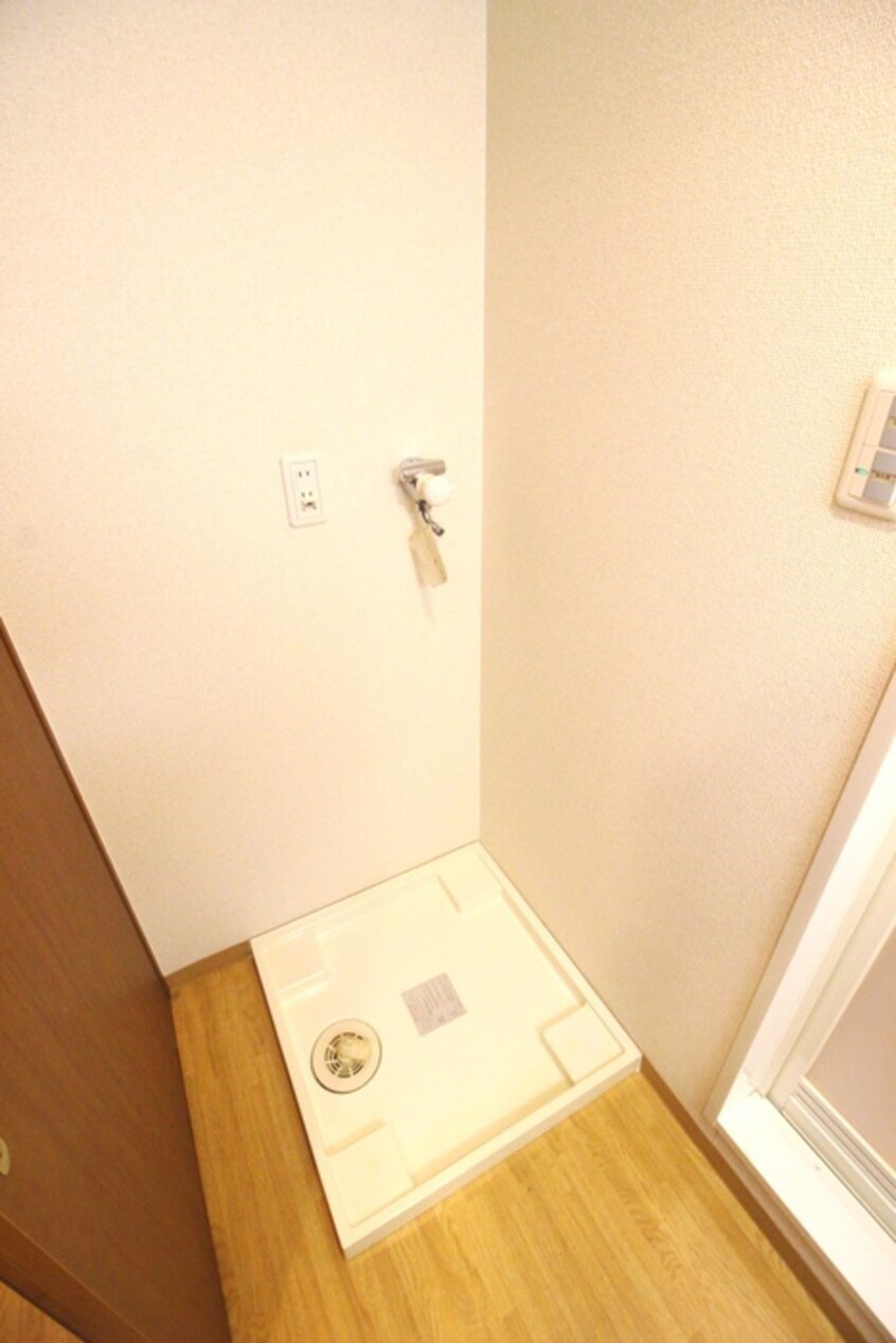 洗濯機置場 グランシャルマン新大阪