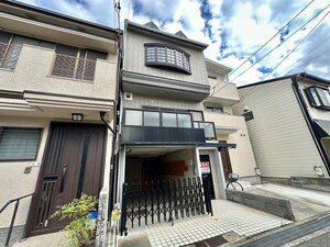 小倉町南堀池96-33貸家