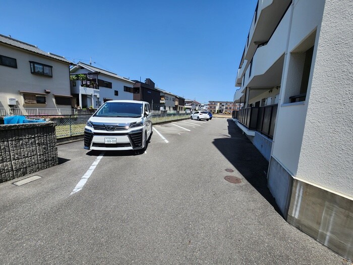 駐車場 ハイツサンライズ