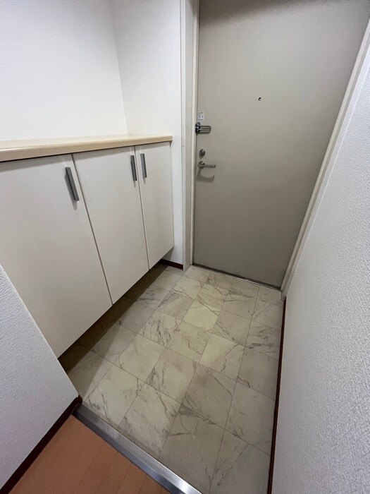 玄関 クローバー・ノース江坂