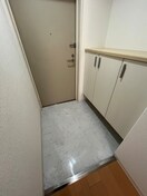 玄関 クローバー・ノース江坂