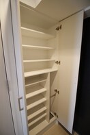 靴箱 ﾚｵﾝｺﾝﾌｫｰﾄ難波ﾌﾞﾗﾝ(307)
