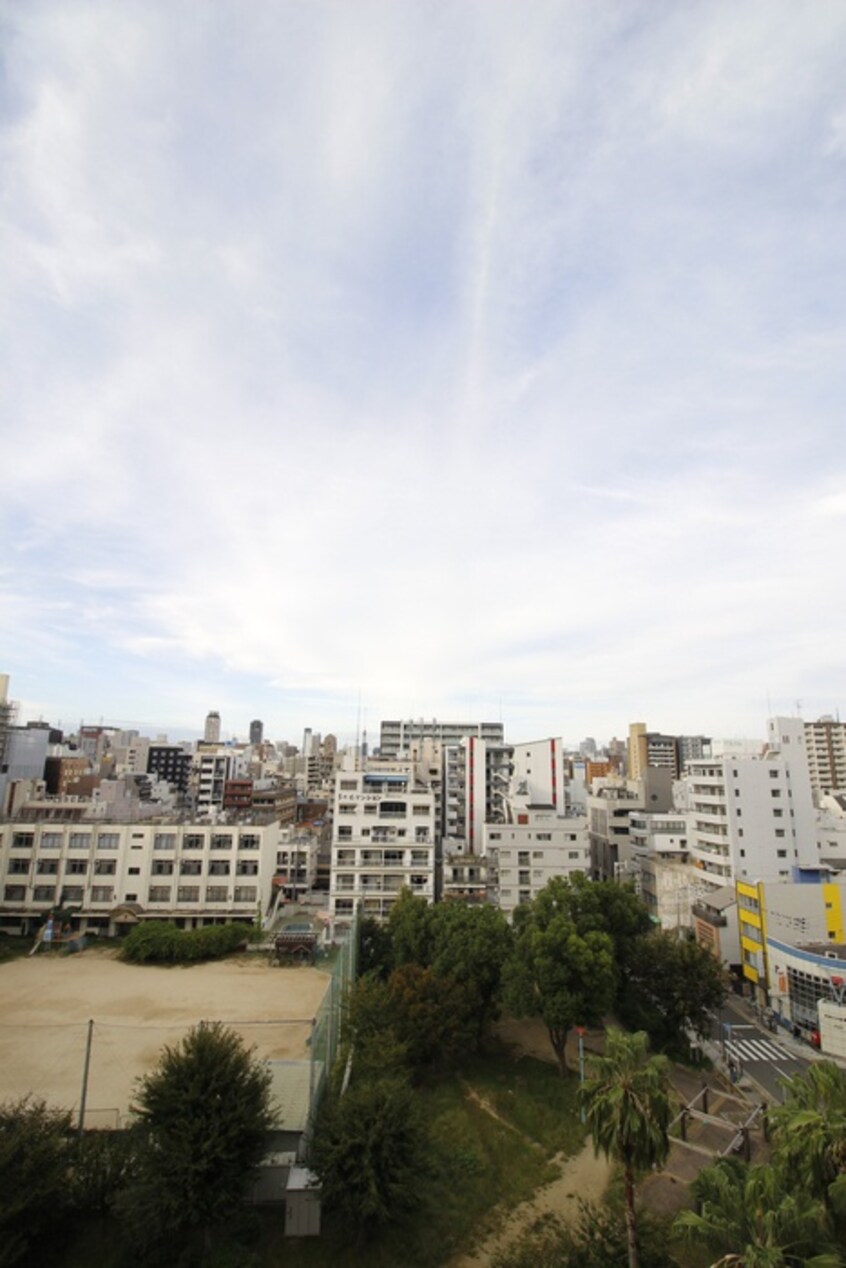 室内からの展望 ﾚｵﾝｺﾝﾌｫｰﾄ難波ﾌﾞﾗﾝ(307)