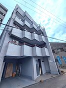 エクセル磯路の外観