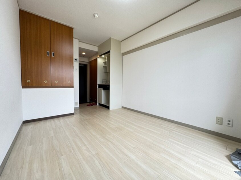 居室 レ－ベン千里山