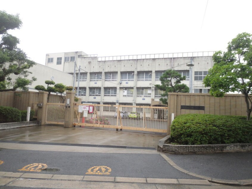 深井西小学校(小学校)まで710m ボンソワール深井