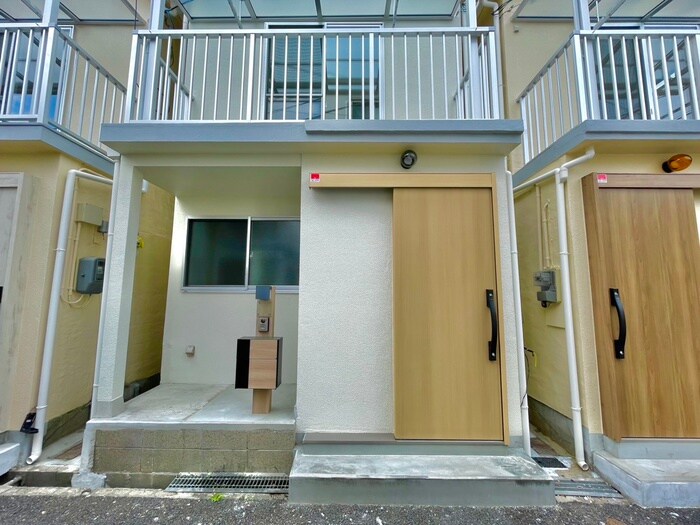 エントランス部分 離宮前町１丁目貸家