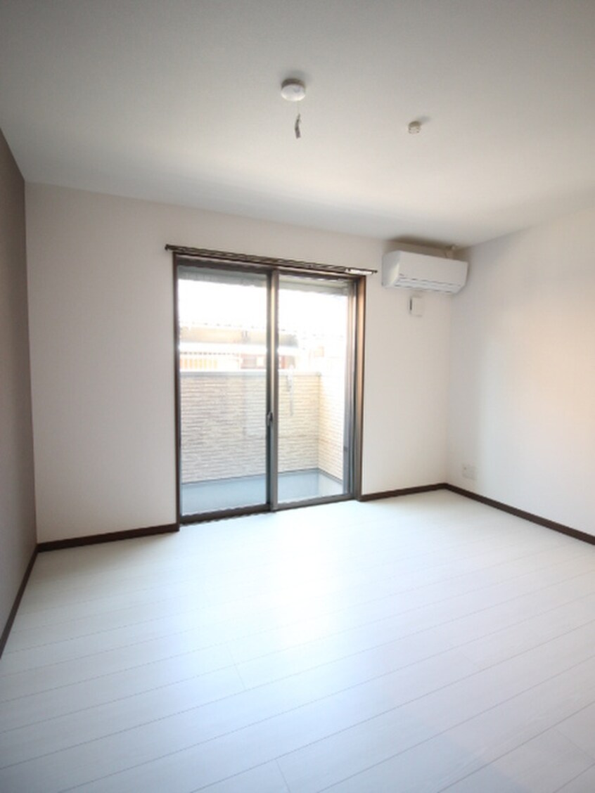 居室 エム・ステージ林寺