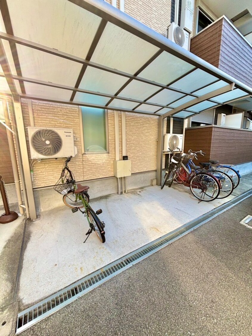 駐輪場 エム・ステージ林寺