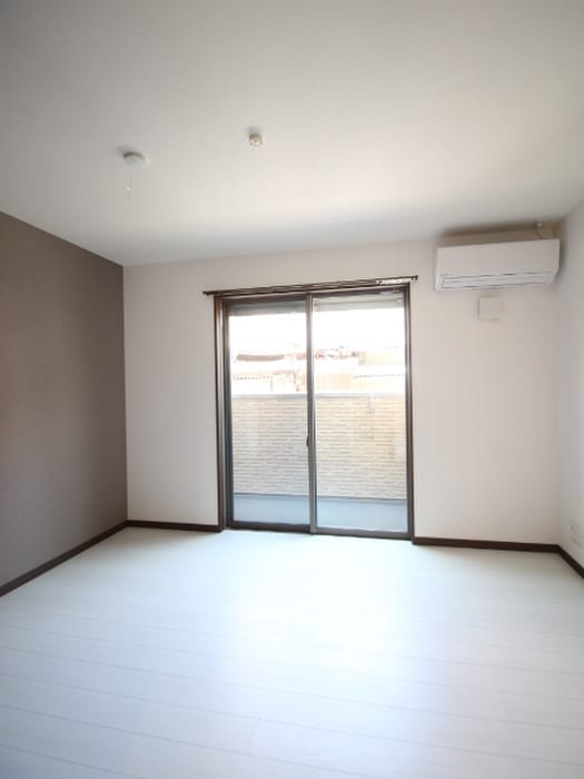 居室 エム・ステージ林寺