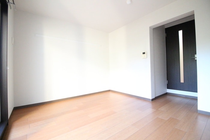 居室 ジョバニ　フォ-リエ