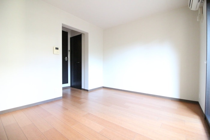 居室 ジョバニ　フォ-リエ