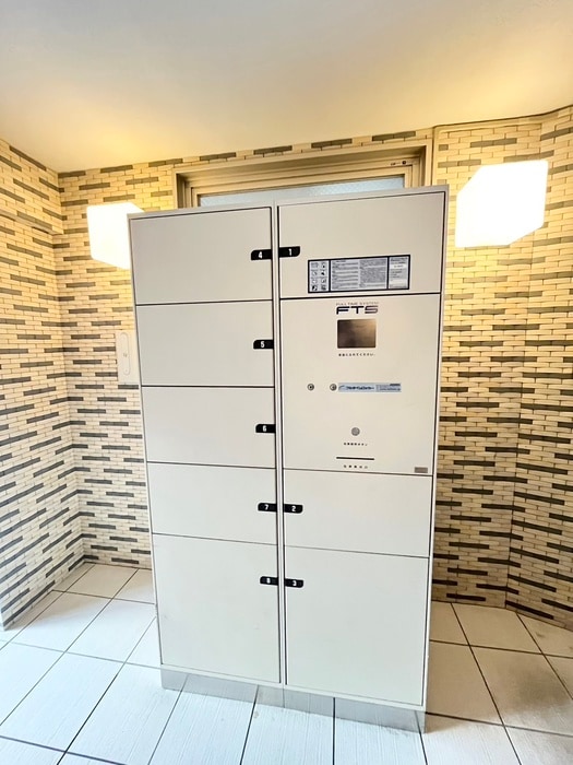 建物設備 ジョバニ　フォ-リエ