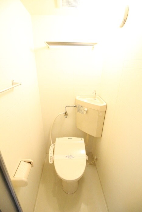 トイレ ジョバニ　フォ-リエ