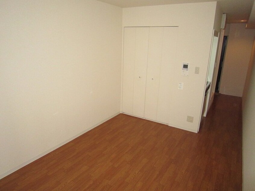 居室 サムティ神戸浜崎通