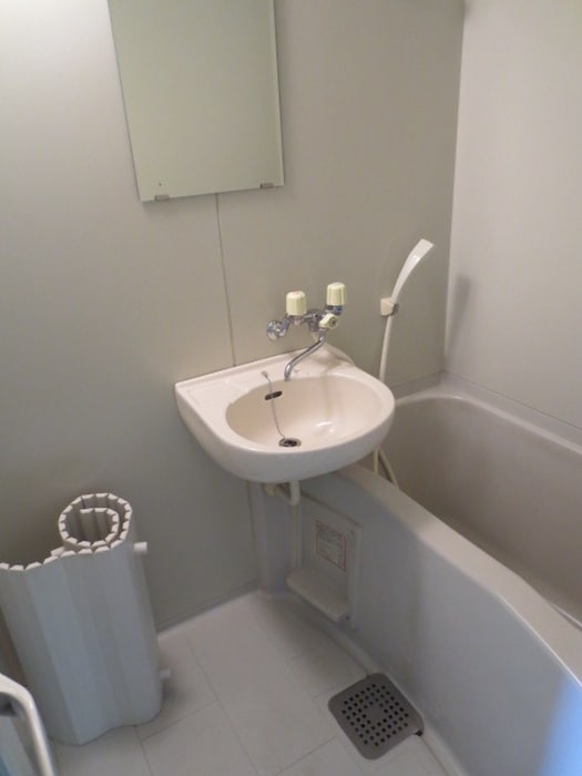 バス／シャワールーム等 カメリアハイツＡ