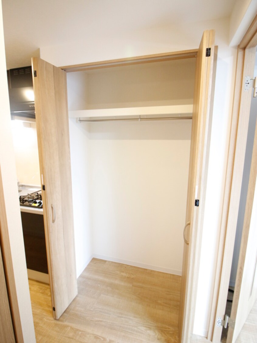 収納 YOSHITOMI天下茶屋