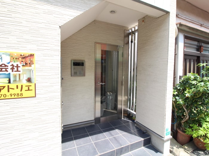 エントランス部分 コンフォ－ト神崎川