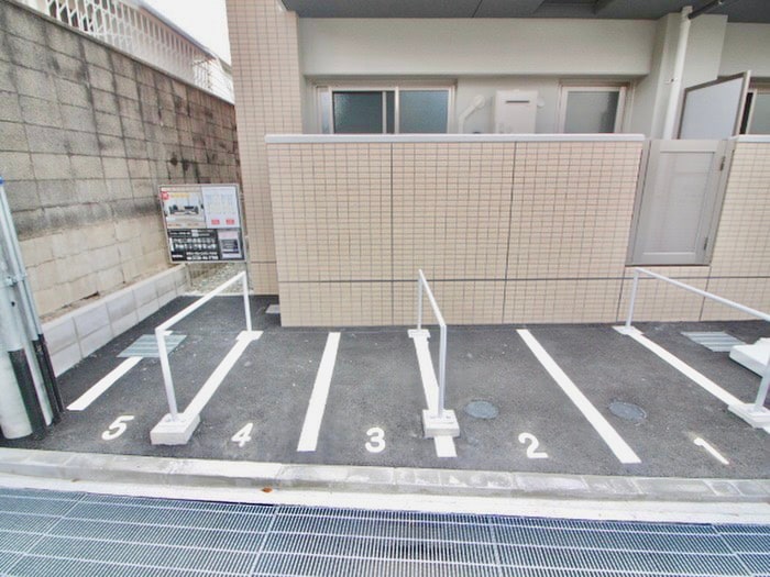 バイク置き場 プリマヴェーラ甲子園一番町