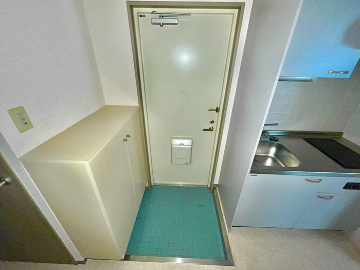 玄関 キャピタル・ライフ