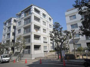 ﾌﾟﾚｽﾃｰｼﾞ新千里西町3号棟(205)