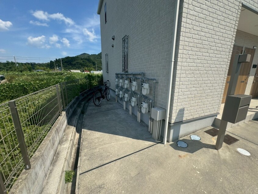 駐輪場 ハートフル有野