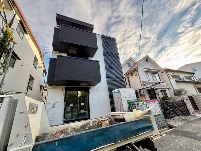 外観写真 ＪＥＷＥＬ　～ＨＩＫＡＲＩ～