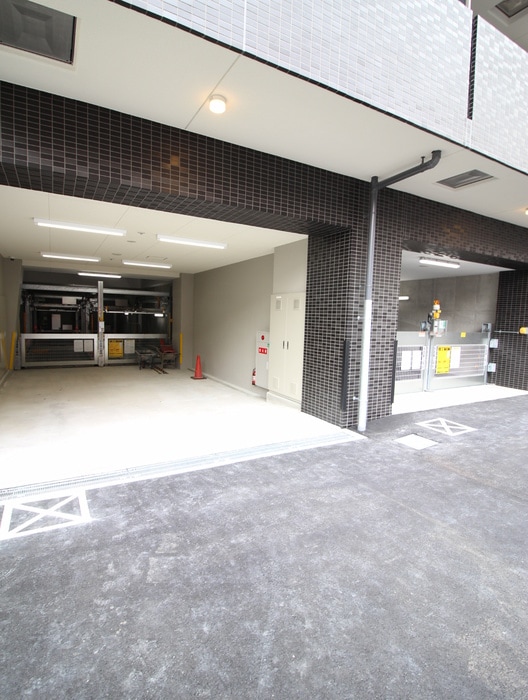 駐車場 プレサンス谷町九丁目駅前(1313)