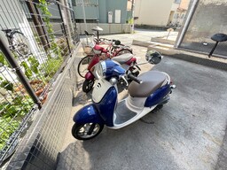 バイク置き場