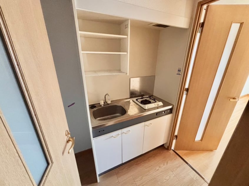 キッチン アスヴェル京都二条烏丸(４０３)