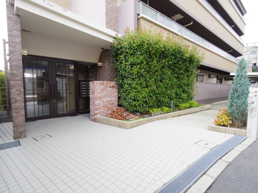 エントランス部分 ＰＬＡＣＩＤＥ七瀬川