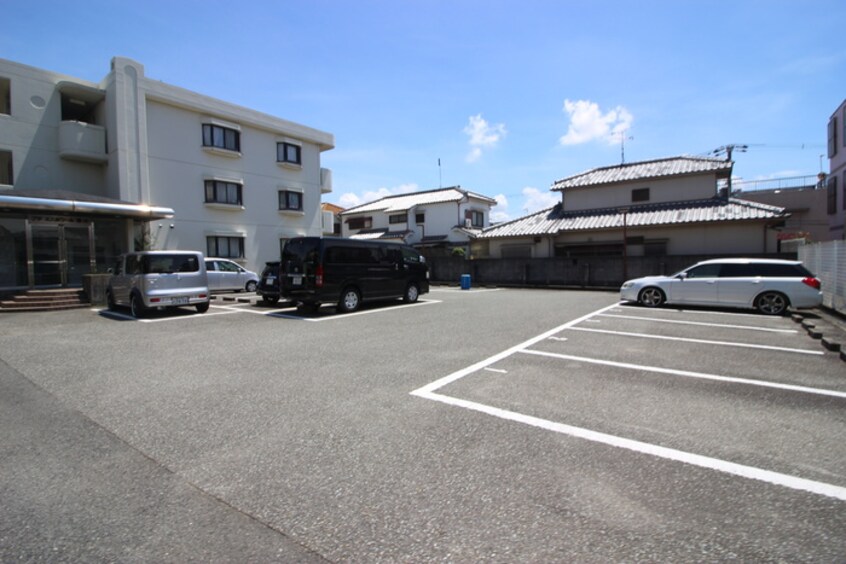 駐車場 プチエスポワール深井