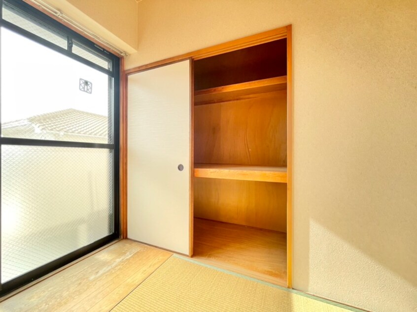 収納 プチエスポワール深井