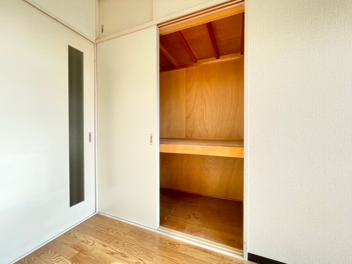 収納 プチエスポワール深井