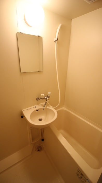 バス／シャワールーム等 レジデンスSHⅢ