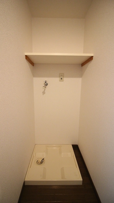 洗濯機置場 レジデンスSHⅢ