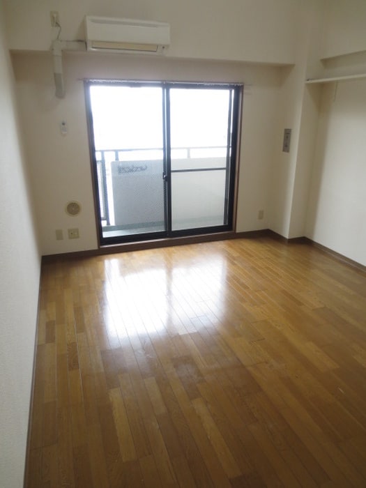 居室 ソレア－ド岡本南